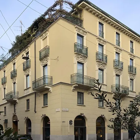 Brera Apartments In San Babila Milan Exterior photo