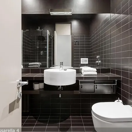 Brera Apartments In San Babila Milan Exterior photo